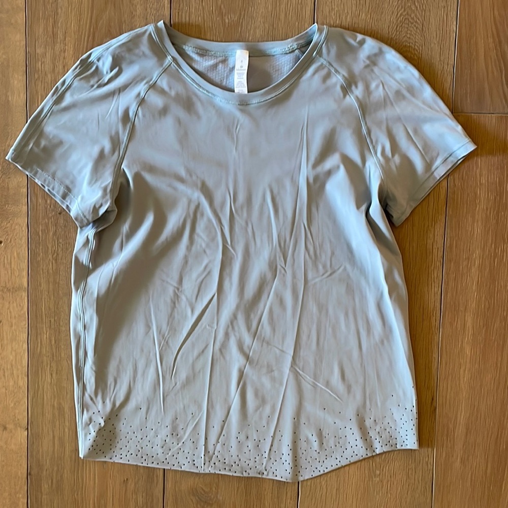 Lululemon Gray Tee- size 4